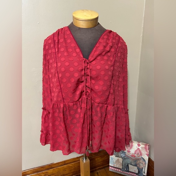 Soft Surroundings Besito Blouse Womens Size 2X Red Polka Dot Bell Sleeve - Picture 2 of 12
